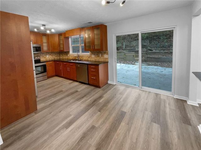 3785 Montrose Pond Walk, Duluth, GA 30096