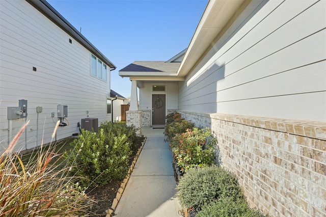 2773 Bluebonnet Ridge Drive, Conroe, TX 77304