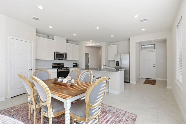 2773 Bluebonnet Ridge Drive, Conroe, TX 77304