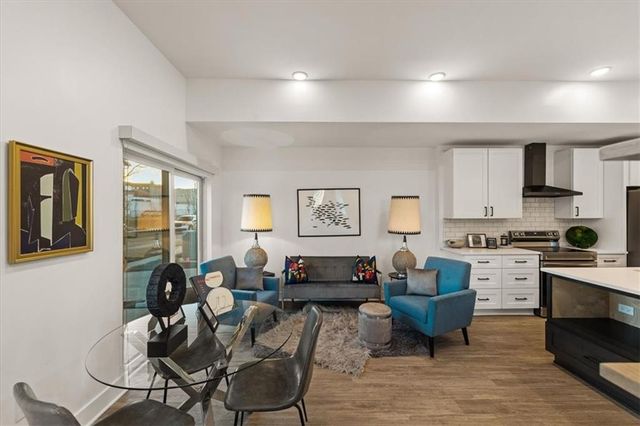 1213 E 29th Street, Kansas City, MO 64109