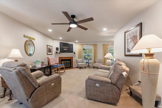 18231 Wagon Lane, South Bend, IN 46637