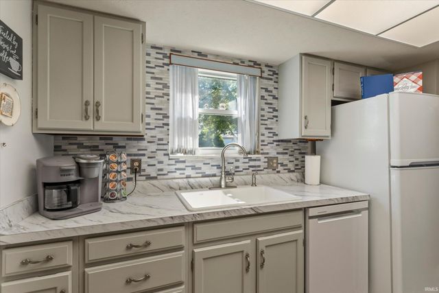 18231 Wagon Lane, South Bend, IN 46637