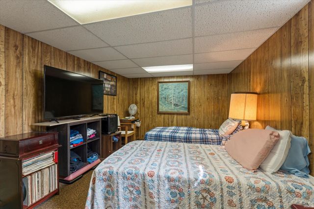 18231 Wagon Lane, South Bend, IN 46637