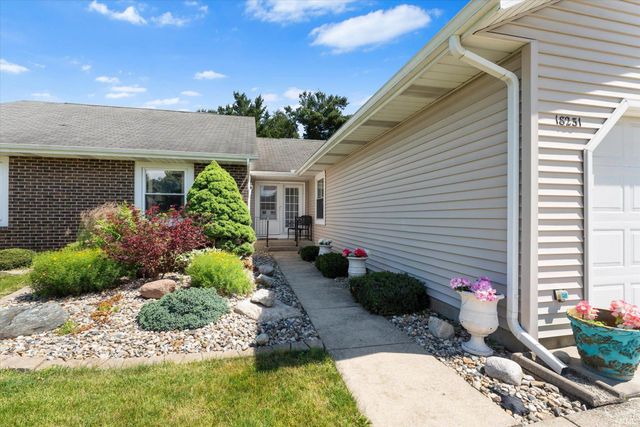 18231 Wagon Lane, South Bend, IN 46637