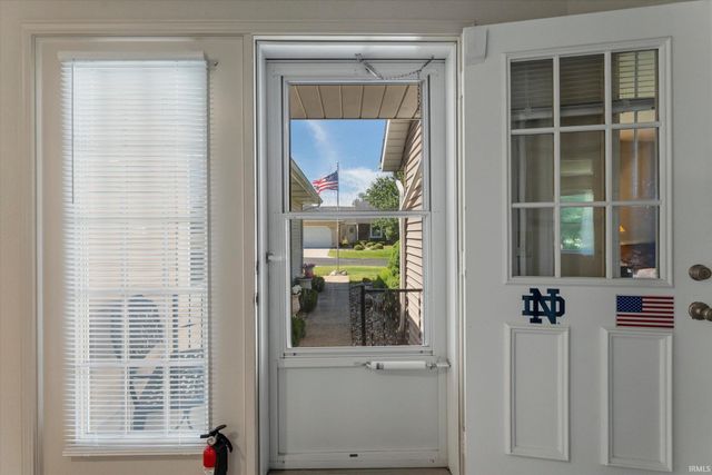 18231 Wagon Lane, South Bend, IN 46637