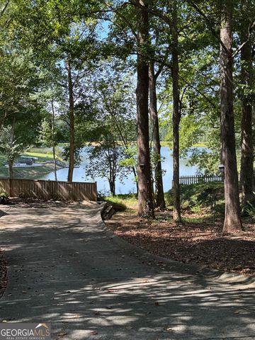 2360 Milstead Circle NE, Marietta, GA 30066