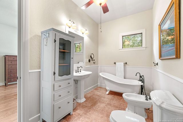 162 Riverwood, Boerne, TX 78006