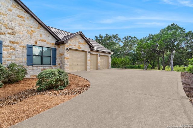 162 Riverwood, Boerne, TX 78006