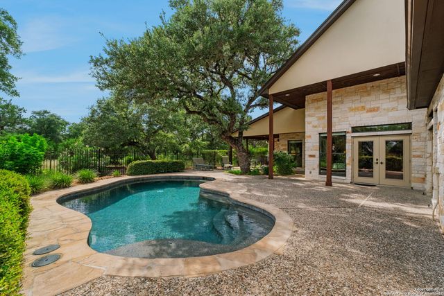 162 Riverwood, Boerne, TX 78006