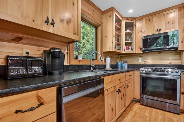 11 Mattie Mitchell Road, Morganton, GA 30560