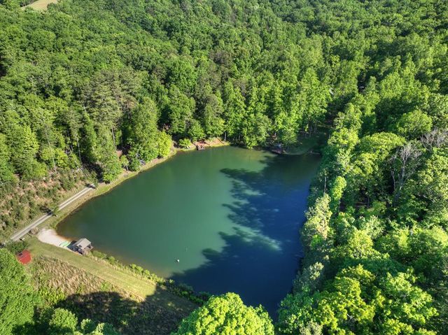 11 Mattie Mitchell Road, Morganton, GA 30560