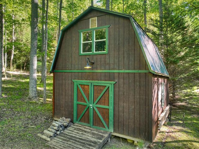 11 Mattie Mitchell Road, Morganton, GA 30560