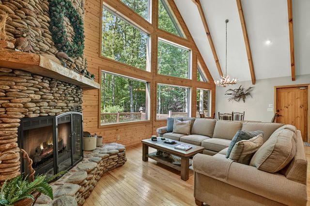 11 Mattie Mitchell Road, Morganton, GA 30560
