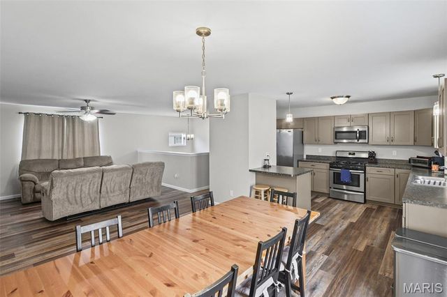 5 Faith Drive, Fairview Heights, IL 62208
