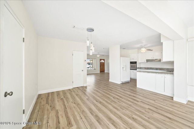 2320 Reef Avenue, Indialantic, FL 32903