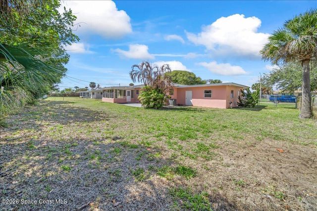 2320 Reef Avenue, Indialantic, FL 32903