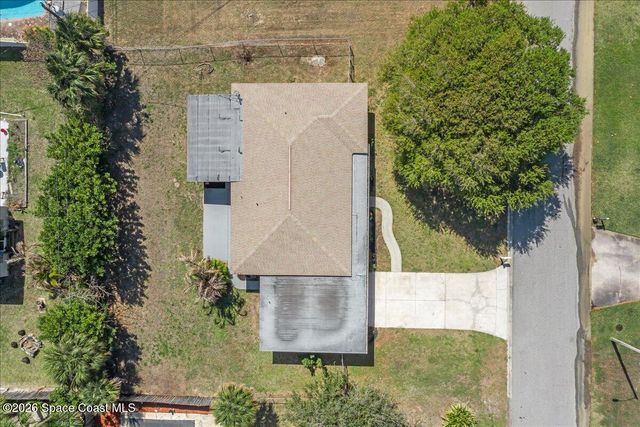 2320 Reef Avenue, Indialantic, FL 32903