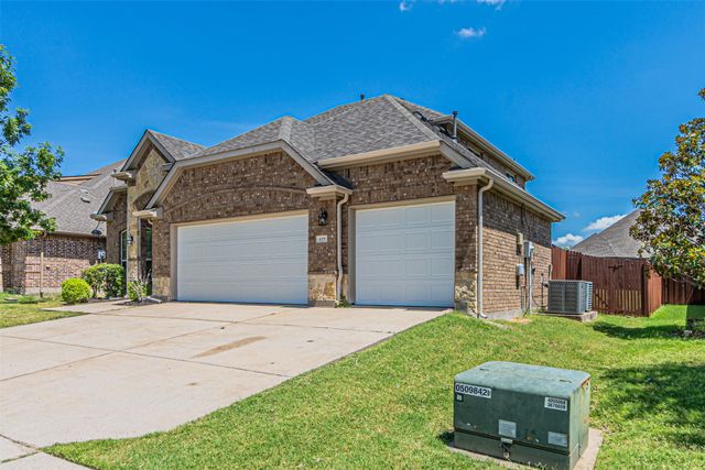 419 Fairland Drive, Wylie, TX 75098