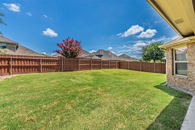 419 Fairland Drive, Wylie, TX 75098