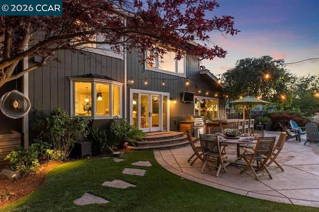 226 Arthur Ct, Danville, CA 94526