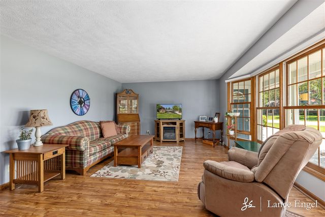 11159 Northgate Avenue, Allendale, MI 49401