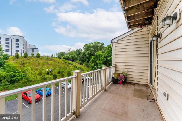 7198 LITTLE THAMES DR, Gainesville, VA 20155
