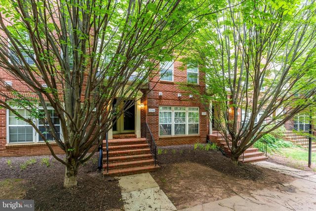 7198 LITTLE THAMES DR, Gainesville, VA 20155