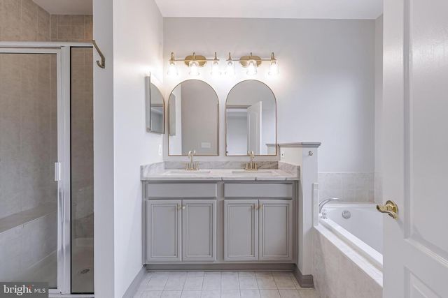 7198 LITTLE THAMES DR, Gainesville, VA 20155