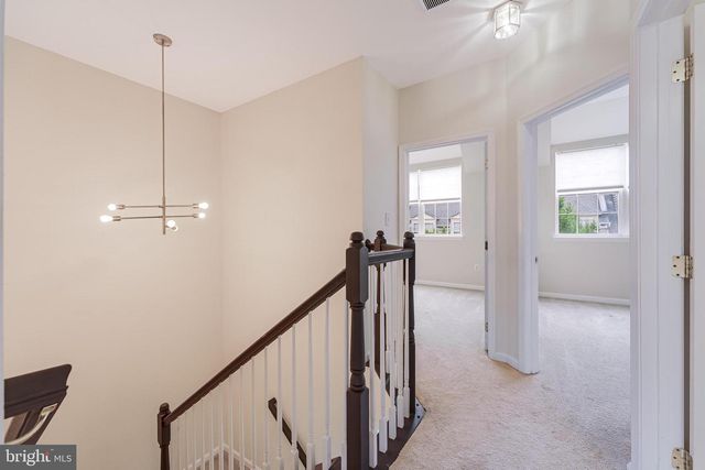 7198 LITTLE THAMES DR, Gainesville, VA 20155