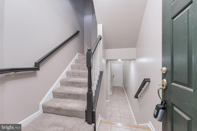 7198 LITTLE THAMES DR, Gainesville, VA 20155