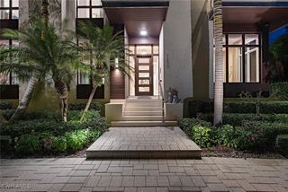 1230 Gulf Shore BLVD S, Naples, FL 34102