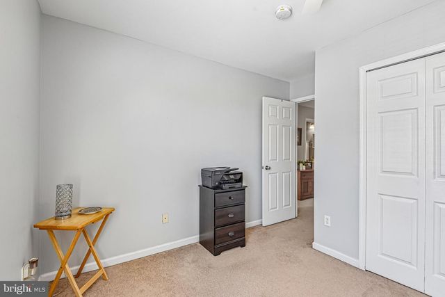 7 GOELLER AVE, Essex, MD 21221