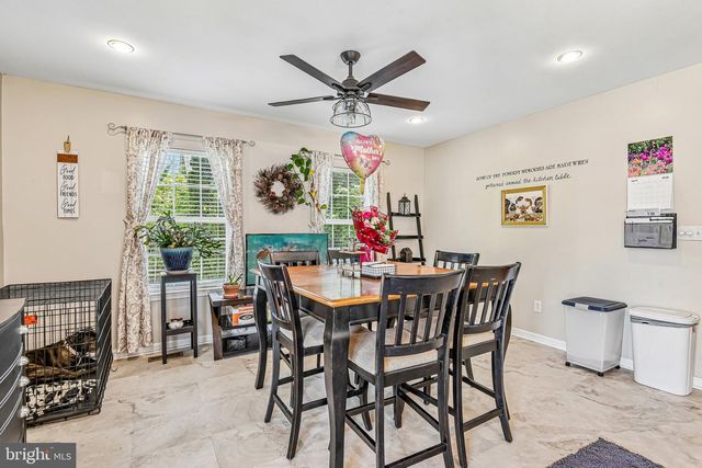 7 GOELLER AVE, Essex, MD 21221