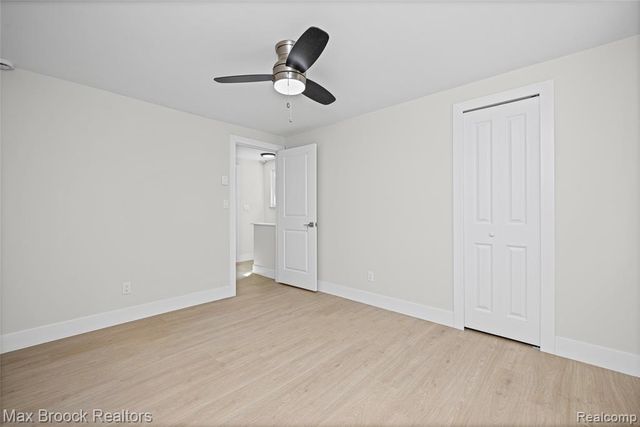 1874 Hopkins Drive, Wixom, MI 48393