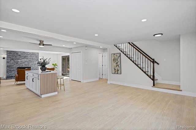 1874 Hopkins Drive, Wixom, MI 48393