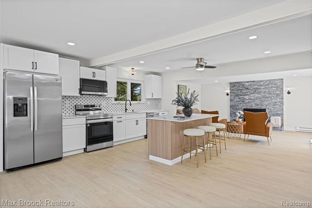 1874 Hopkins Drive, Wixom, MI 48393