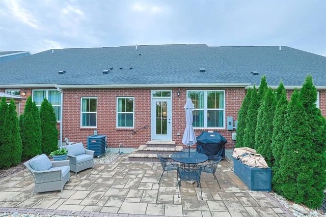7183 Shady Brook Bend, Liberty Twp, OH 45044