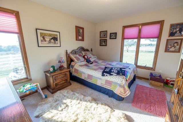 800 NW 950th Road, Blairstown, MO 64726