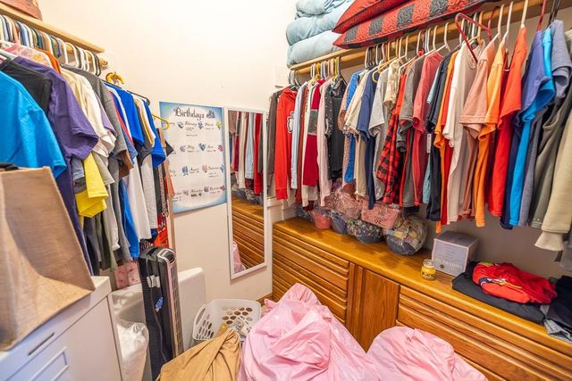 800 NW 950th Road, Blairstown, MO 64726