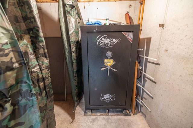 800 NW 950th Road, Blairstown, MO 64726