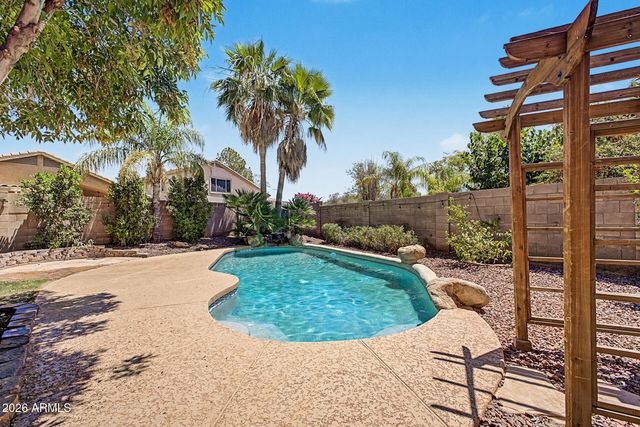 7152 W IRMA Lane, Glendale, AZ 85308