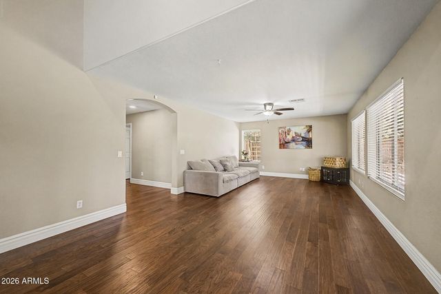 7152 W IRMA Lane, Glendale, AZ 85308