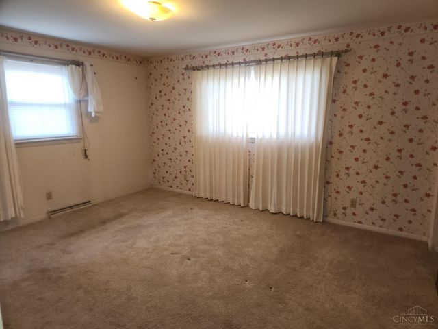 8146 Clough, Cincinnati, OH 45244