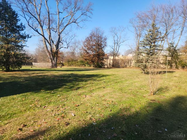 8146 Clough, Cincinnati, OH 45244