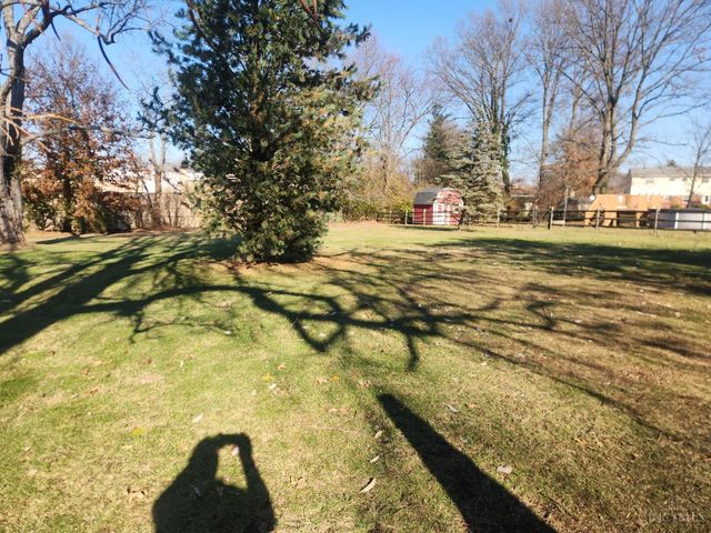 8146 Clough, Cincinnati, OH 45244