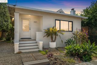 997 62Nd St, Oakland, CA 94608