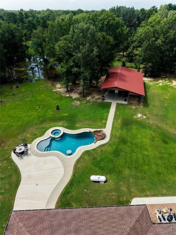 675 Somerset Trail, Point Blank, TX 77364