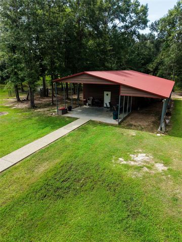675 Somerset Trail, Point Blank, TX 77364