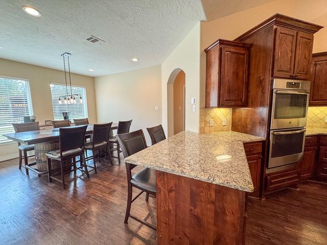 675 Somerset Trail, Point Blank, TX 77364