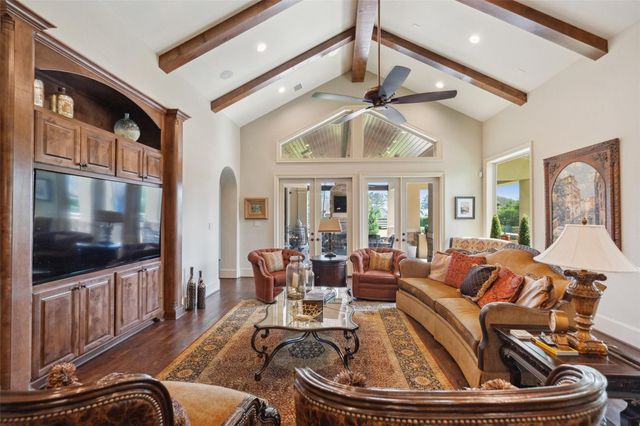 18 Rugged Lark Circle, Tomball, TX 77377